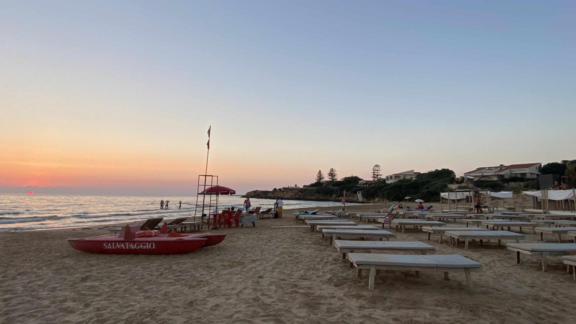 Mediterranean Sunset Lodge Santa Croce Camerina Bagian luar foto