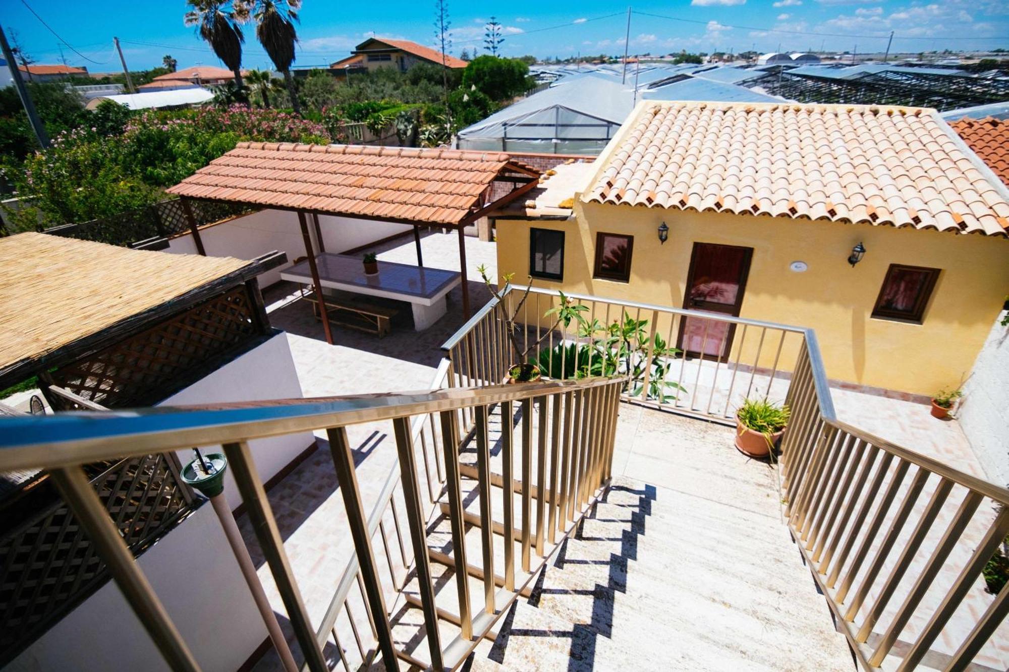 Mediterranean Sunset Lodge Santa Croce Camerina Bagian luar foto